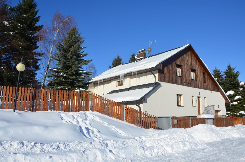 Haus Tolstejn Apartment Jiretin pod Jedlovou Exterior photo