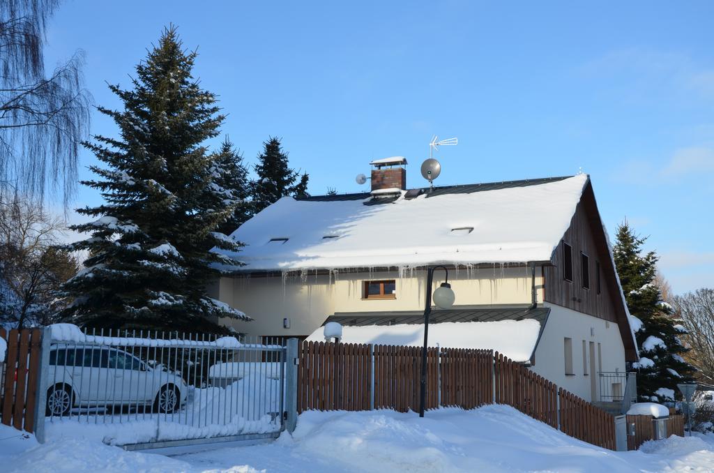 Haus Tolstejn Apartment Jiretin pod Jedlovou Exterior photo